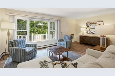 524  Laurel Lake Rd #6, Thiensville, WI 53092 - Photo 1