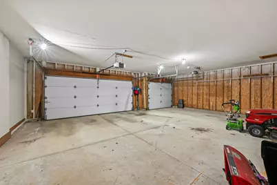 W172N10156  Woodbridge Ln, Germantown, WI 53022 - Photo 15