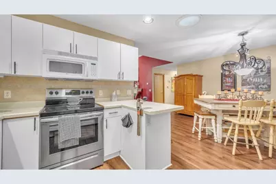 1319 N 49th St, Sheboygan, WI 53081 - Photo 9