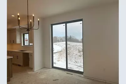 805  Viewpoint Ave, Waukesha, WI 53188 - Photo 9