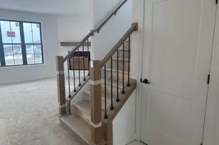 805 Viewpoint Ave, Waukesha, WI 53188 - Photo 15