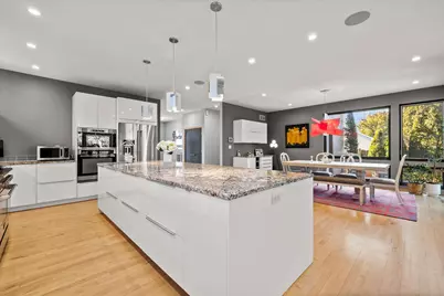 122 W Devon St, Whitefish Bay, WI 53217 - Photo 13