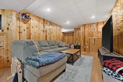 4031 S 89th St, Greenfield, WI 53228 - Photo 33