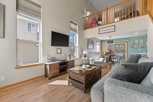 4031 S 89th St, Greenfield, WI 53228 - Photo 5