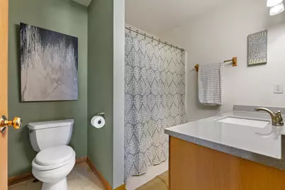 4031 S 89th St, Greenfield, WI 53228 - Photo 21