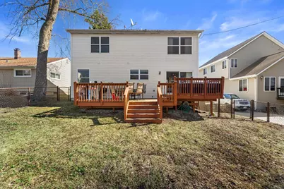 4031 S 89th St, Greenfield, WI 53228 - Photo 37