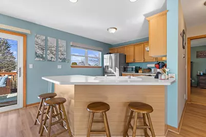 4031 S 89th St, Greenfield, WI 53228 - Photo 9