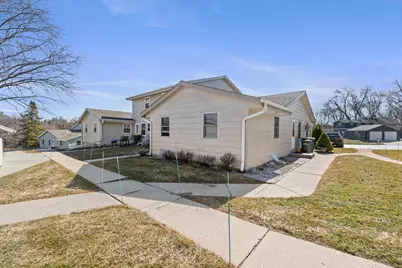 1816  Miller St #A, West Bend, WI 53095 - Photo 19