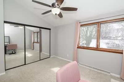 4818 S 19th St, Milwaukee, WI 53221 - Photo 15