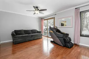 4818 S 19th St, Milwaukee, WI 53221 - Photo 9