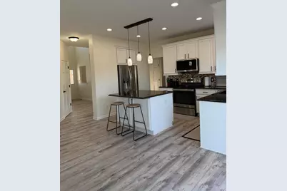 8409 S Palomino Dr, Oak Creek, WI 53154 - Photo 17