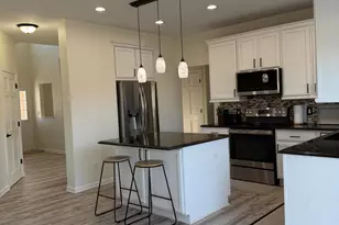 8409 S Palomino Dr, Oak Creek, WI 53154 - Photo 17