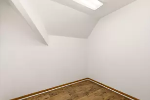 738 Elm Grove Rd, Elm Grove, WI 53122 - Photo 9