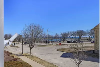318  57th St #111, Kenosha, WI 53140 - Photo 5