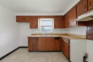 5066 N 84th St, Milwaukee, WI 53225 - Photo 19