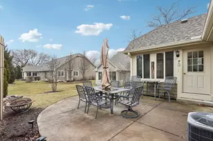 319 Endfield Cir, Waukesha, WI 53186 - Photo 29