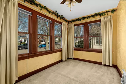 325  23rd St, La Crosse, WI 54601 - Photo 7