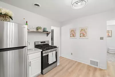 1301 E Norwich Ave, Saint Francis, WI 53235 - Photo 9