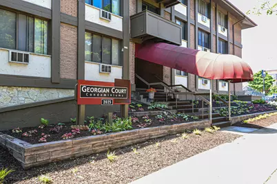 2025 E Greenwich Ave #101, Milwaukee, WI 53211 - Photo 1