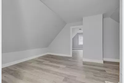 926 S 35th St, Milwaukee, WI 53215 - Photo 15