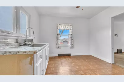 526 N 13th St, Sheboygan, WI 53081 - Photo 7