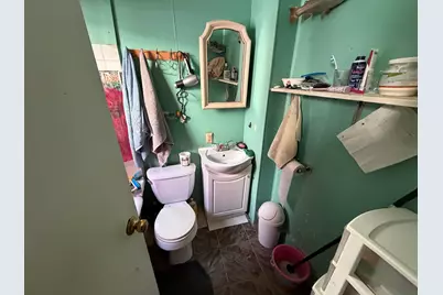 923  Racine St, Racine, WI 53403 - Photo 7