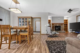 218 Kilbourn St, Horicon, WI 53032 - Photo 11