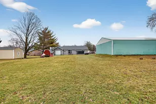 218 Kilbourn St, Horicon, WI 53032 - Photo 3