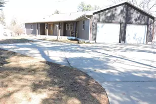 1227 S Main St, Fort Atkinson, WI 53538 - Photo 41