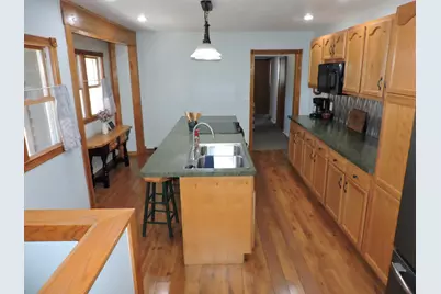 1227 S Main St, Fort Atkinson, WI 53538 - Photo 7