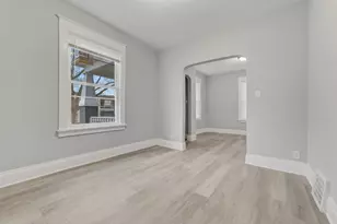 2827 W Grant St, Milwaukee, WI 53215 - Photo 5