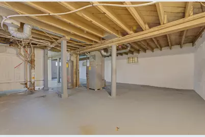 2827 W Grant St, Milwaukee, WI 53215 - Photo 17