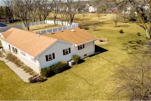 24206 89th St, Salem Lakes, WI 53168 - Photo 7