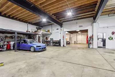 9205 S Chicago Rd, Oak Creek, WI 53154 - Photo 3