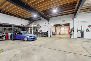 9205 S Chicago Rd, Oak Creek, WI 53154 - Photo 31