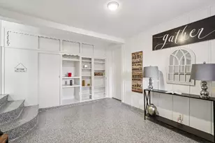 9205 S Chicago Rd, Oak Creek, WI 53154 - Photo 29