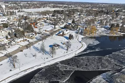 963  14th Ave, Grafton, WI 53024 - Photo 35