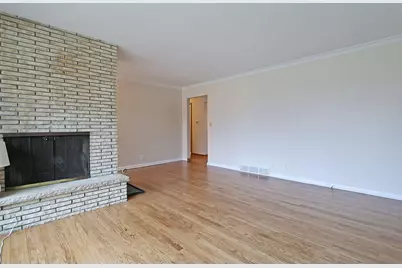 4565  Meadow View East -, Brookfield, WI 53005 - Photo 3