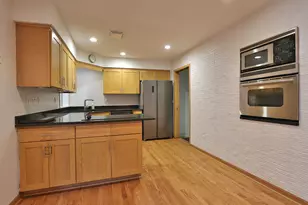 4565 Meadow View E, Brookfield, WI 53005 - Photo 5