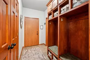 W170 N5385 Ridgewood Dr, Menomonee Falls, WI 53051 - Photo 37