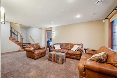 W170N5385  Ridgewood Dr, Menomonee Falls, WI 53051 - Photo 39