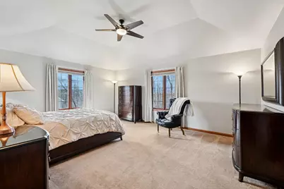 W170N5385  Ridgewood Dr, Menomonee Falls, WI 53051 - Photo 21