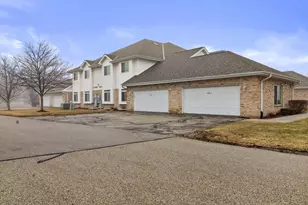 4301 Taylor Hbr, Racine, WI 53403 - Photo 9