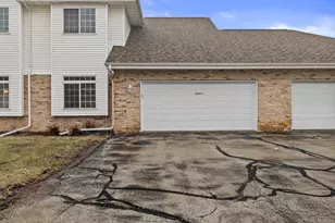 4301 Taylor Hbr, Racine, WI 53403 - Photo 7