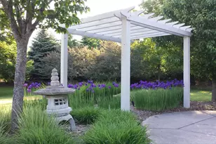 519 N Ponderosa Dr, Hartland, WI 53029 - Photo 3