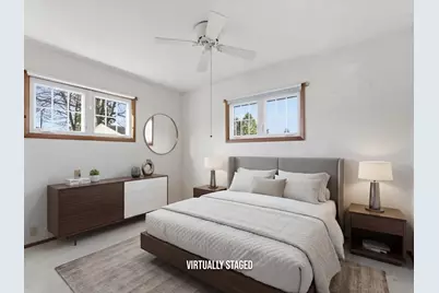 802  Forest Cir, Manitowoc, WI 54220 - Photo 11