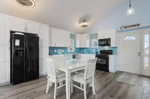 1737 Cottage Dr, Geneva, WI 53147 - Photo 7