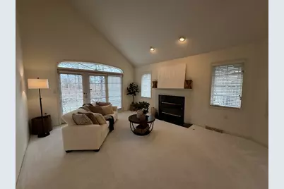 N21W24305  Cumberland Dr #38N, Pewaukee, WI 53072 - Photo 11