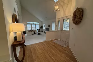 N21W24305 Cumberland Dr, Pewaukee, WI 53072 - Photo 9