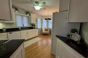 N21W24305 Cumberland Dr, Pewaukee, WI 53072 - Photo 15